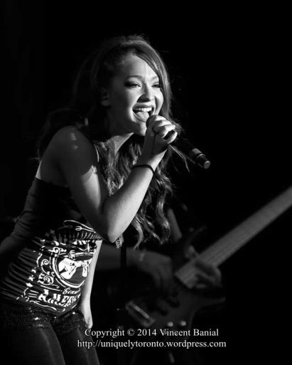 Kira Isabella concert at the CNE Bandshell on Aug 29th 2014. Copyright Vincent Banial